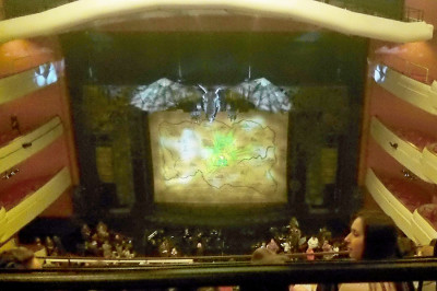 Students take in Wicked